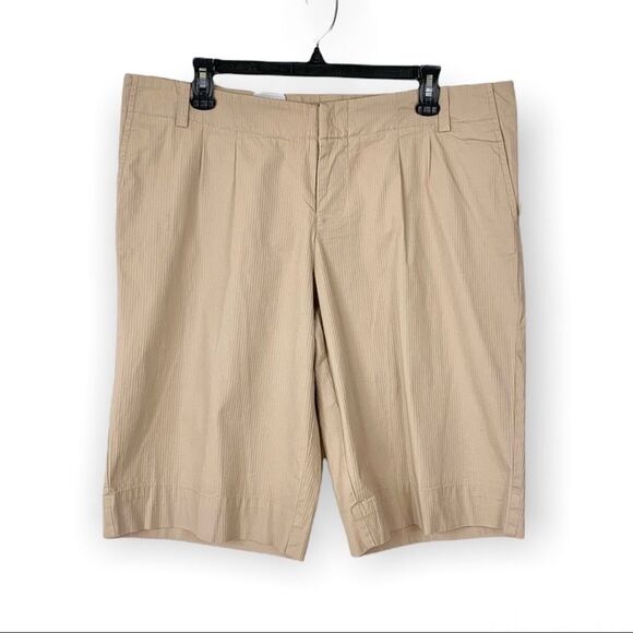 NWT Mossimo Modern Fit Bermuda Shorts - Picture 1 of 6